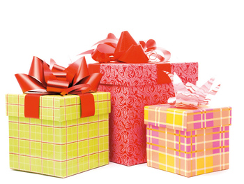 Secret Santa cu dosar penal: MAI a găsit arme letale şi droguri în colete de Crăciun