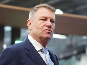 Klaus Iohannis, somat de ANAF să plătească o datorie de aproape un milion de euro