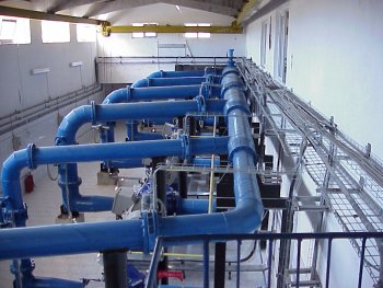 Apa de la robinetele orădenilor va deveni mai curată și mai sigură. Noua aducțiune din barajul Oșorhei a fost aprobată