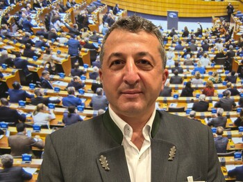 Nou director la Romsilva: Jean Vişan, cu peste 20 de ani de experienţă în domeniul silvic, este noul şef interimar (…)