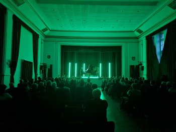 Pianistul Thurzó Zoltán, deţinător a patru recorduri Guinness, va susţine un recital dedicat Cărciunului