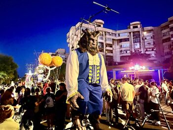 Festivalul „Puppets Occupy Street” / Lia Olguța Vasilescu: Craiova devine scena internațională a teatrului de ANIMAȚIE