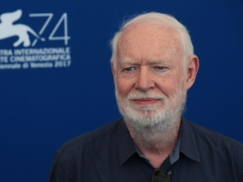 A murit David Stratton! Celebrul prezentator TV și critic de film s-a stins din viață la 85 de ani
