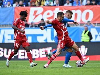 Superliga: Lidera Craiova se încurcă în Moldova