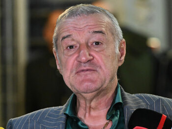 „Bine, mă, ia 810.000 de euro”. Gigi Becali a dezvăluit în direct la TV cum a făcut cel mai tare transfer de la (…)