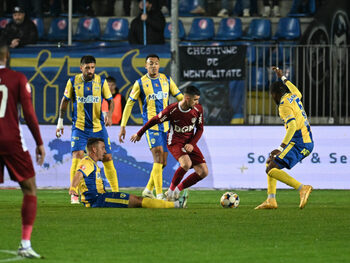 Povestea fotbalistului de la Petrolul, ajuns la meciul 400 în Superligă! A fost antrenat în 15 sezoane de 32 de (…)