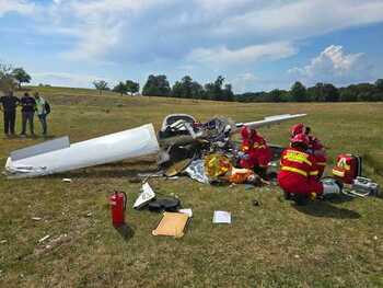 Un avion de mici dimensiuni s-a prăbuşit lângă Orăştie. Pilotul a murit, pasagerul este rănit