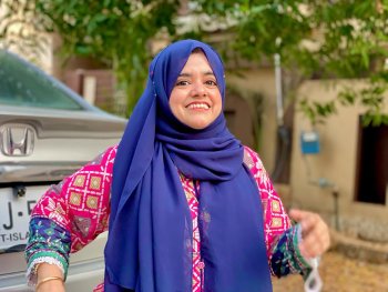 O tânără influenceriță a decedat după ce a adus pe lume gemeni! Soțul ei a dat vestea cutremurătoare