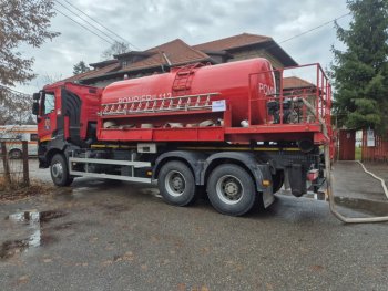 Se reia de vineri seara furnizarea apei în Prahova. Apa nu este de băut