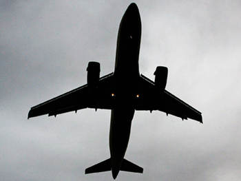Planurile pentru avioane comerciale cu un singur pilot, suspendate după un raport critic al EASA