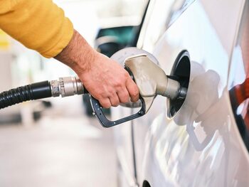 Prețurile carburanților din România, mai mari decât în Suedia sau Spania. Iar creșterea nu se va opri aici
