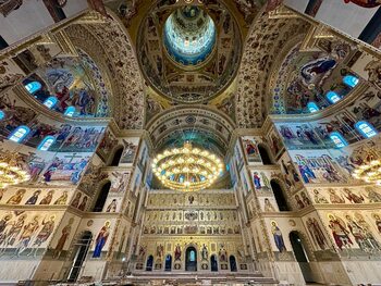 Catedrala Națională, încă deschisă pentru vizitare. Din 15 noiembrie, lăcașul se închide două săptămâni pentru lucrări