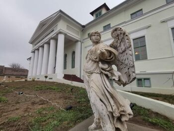 Conacul Mocioni primește din nou oaspeți de Crăciun, într-un restaurat realizat din fonduri norvegiene