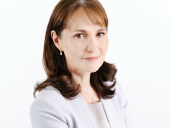 100 Cele mai puternice femei din business. Elena Pap, Director Europa, Up Group