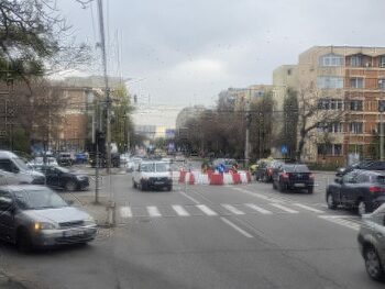 Primăria Craiova păstrează sensul giratoriu care duce către Bariera Vâlcii. Trecerile de pietoni de lângă giratorii (…)