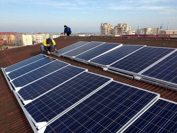 Prosumer law adopted: Romanians can use energy produced at home for other homes