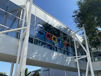 Google, aproape de o nouă înfrângere în fața UE. Europa „se judecă” cu gigantul de un deceniu