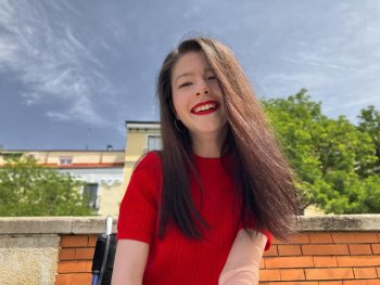 Viața cu dizabilități în România. Povestea Teodorei, tânăra care luptă zilnic cu sistemul: „De ce nu este în regulă (…)