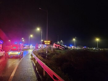 Plan Roşu de Intervenţie la Brăila: un autobuz plin cu ucraineni a ieşit în afara şoselei şi a ajuns într-un şanţ