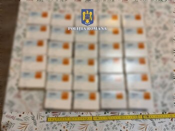 Medicamente pentru boli grave, de peste 675 de mii de lei, decontate ilegal. Polițiștii continuă ancheta