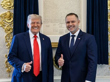 Trump l-a asigurat pe președintele Karol Nawrocki că SUA este gata să trimită şi „mai mulţi” soldaţi americani în (…)