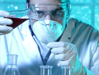 Un tratament experimental pentru cancer dezvăluie efecte anti-îmbătrânire surprinzătoare