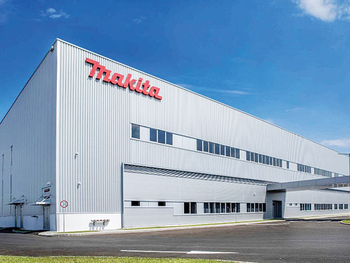 Giganţii internaţionali încep să facă schimbări după tarifele lui Trump: Makita va reduce producţia de scule (…)