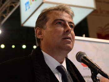 Adrian Cioroianu îi bate obrazul lui Nicușor Dan fiindcă a lipsit de la înmormântarea lui Iliescu: E vorba de (…)