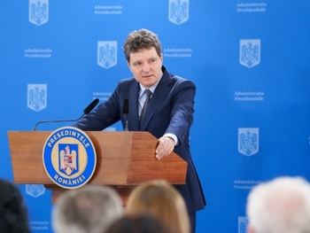 Nicușor Dan a înțeles 'lecția malaxorului': Fript cu liderii coaliției, președintele schimbă strategia
