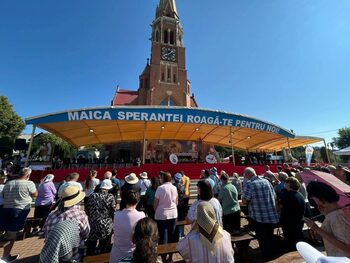 Adormirea Maicii Domnului 2025! Cele mai mari pelerinaje ale anului la Nicula și Cacica