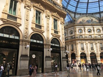 Președintele OTB, Renzo Rosso, anticipează o posibilă fragmentare și vânzare a imperiului Armani