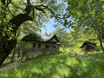 Satul din România care are un singur locuitor! Turiștii rămân fără cuvinte când ajung aici!