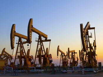 Reacţii în pieţele internaţionale după planul american de pace în Ucraina: Petrolul scade cu 2% şi ajunge la nivelul (…)