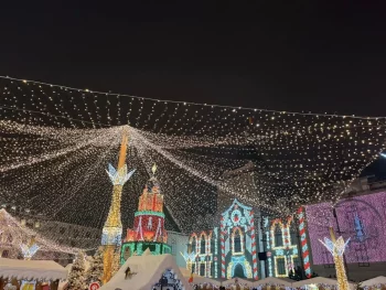 Ministrul Sănătății, impresionat de Târgul de Crăciun din Craiova: 'E fenomenal, un oraș cu energie bună'