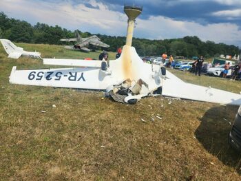 Un avion de mici dimensiuni s-a prăbușit la Orăștie: Un mort și un rănit grav