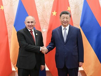 Armenia anunță un „parteneriat strategic” cu China și vrea să facă parte din OCS. Beijingul susține aderarea