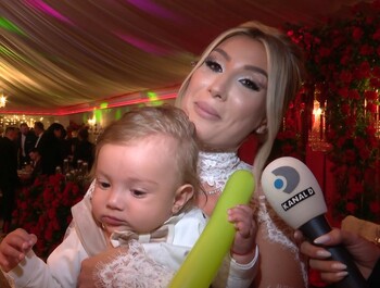 Claudia Puican, moment emoționant cu fiul în brațe