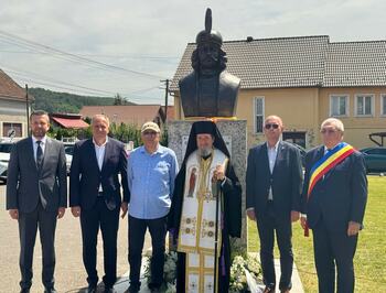 Dezvelirea bustului domnitorului Constantin Șerban la Tinăud