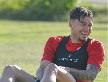 Andrei Rațiu, titular contra Barcelonei: Cum s-a descurcat fundașul român