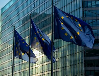 Petiție pentru accesul mai facil la avort, trimisă spre Comisia Europeană. Cererea a strâns peste un milion de semnături