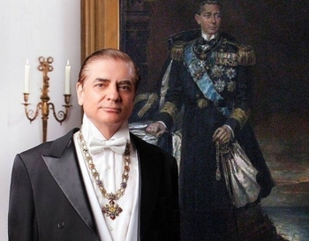 În timp ce așteaptă decizia privind extrădarea din Franța, Prințul Paul primește în România, de la judecători, 50 ha (…)
