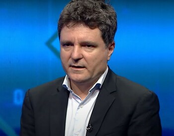 Nicușor Dan și fiica au zburat la ”low cost”