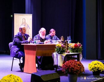 Profesorul Adrian Papahagi, după ce a fost jignit la o conferință de un preot suveranist: Nu poți predica deopotrivă (…)