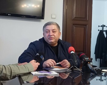 Alin Tișe lansează un pamflet usturător la adresa lumii moderne: „Normalitatea a devenit act de rebeliune”