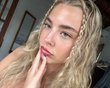 Tilde Kindahl, tiktok-eriță din Suedia, și-a căutat telefonul furat pe internet. În ce oraș din România se află și (…)