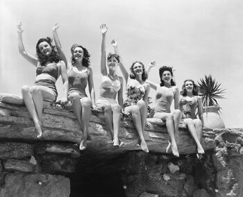 Ziua în care costumul de baie bikini a făcut istorie la Paris