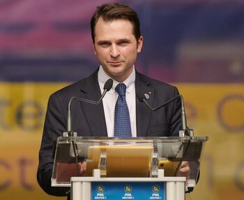 Sebastian Burduja, liderul PNL București, propune alegeri primare pentru Capitală