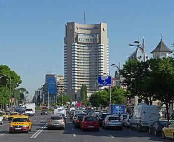 Peste 1,11 milioane salariați în Capitală, la finele lunii aprilie 2025, arată INS