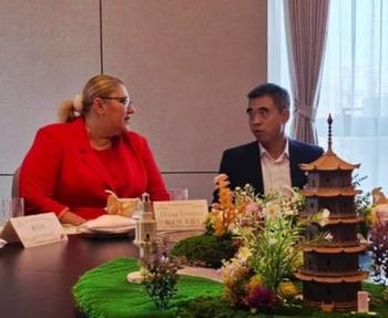 Liderul Partidului S.O.S. România și europarlamentarul român Diana Șoșoacă într-o specială și importantă vizită în China