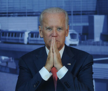 Joe Biden l-a sunat pentru a-l felicita pe primarul ales al New York-ului